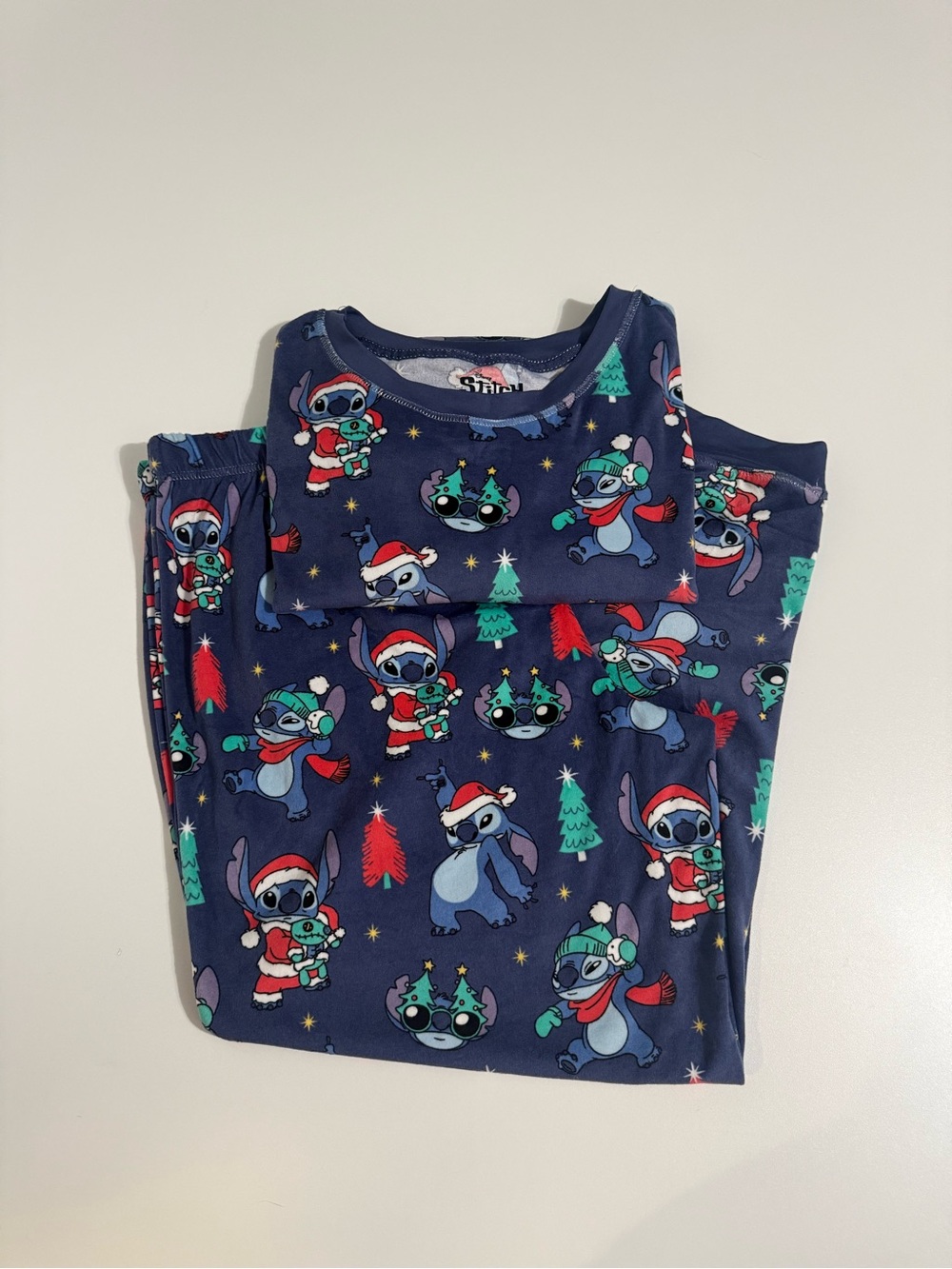 Disney Navy Blue Stitch Holiday Kids Pajama Set